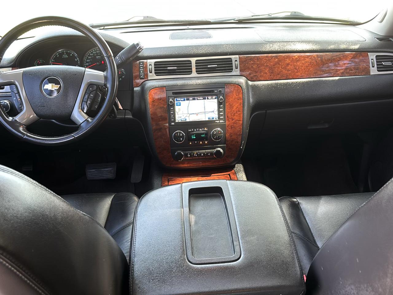Chevrolet Avalanche LTZ 4WD 2011