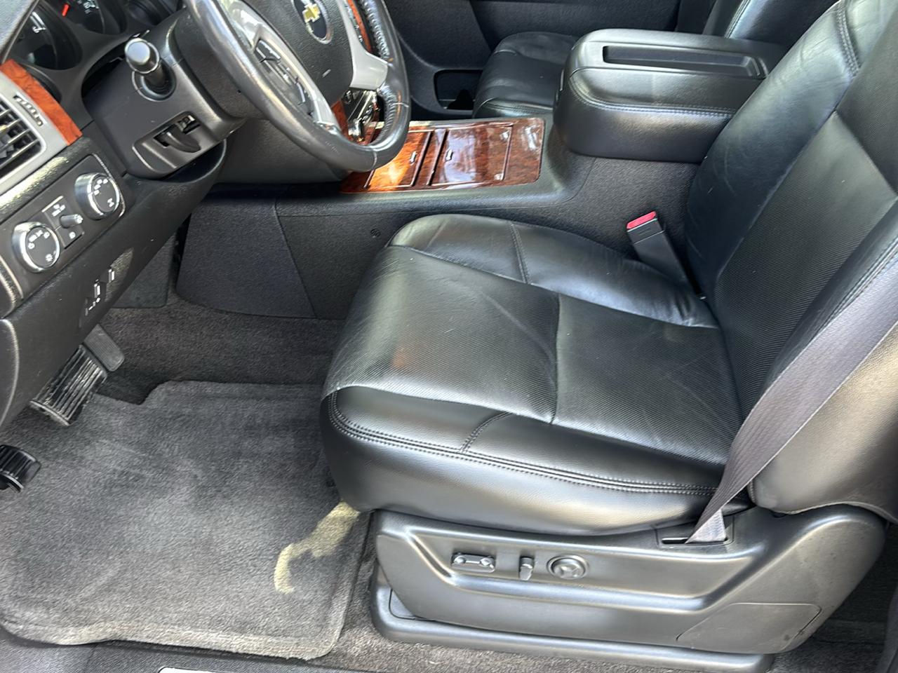Chevrolet Avalanche LTZ 4WD 2011