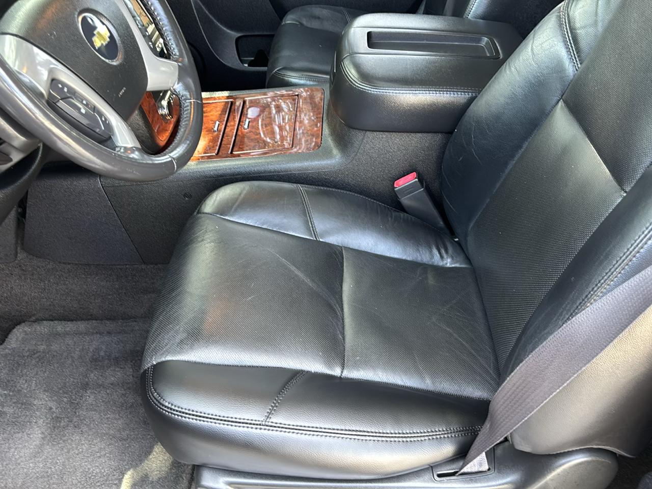 Chevrolet Avalanche LTZ 4WD 2011