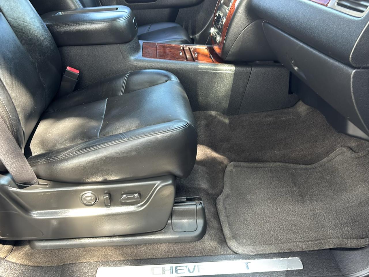 Chevrolet Avalanche LTZ 4WD 2011