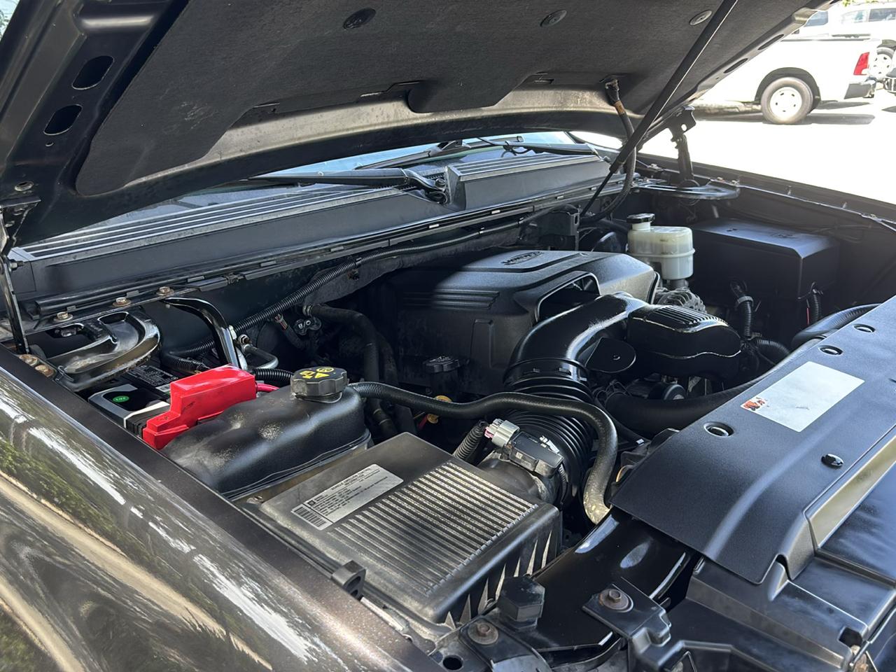 Chevrolet Avalanche LTZ 4WD 2011
