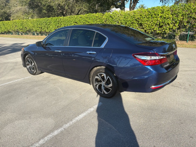 Honda Accord LX Sedan CVT 2017