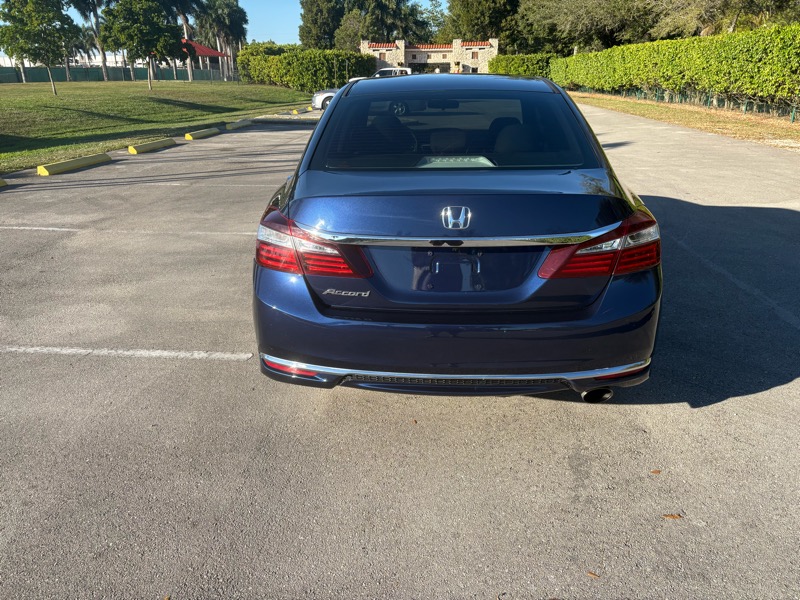 Honda Accord LX Sedan CVT 2017