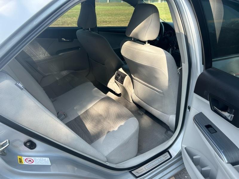 Toyota Camry Hybrid XLE 2014