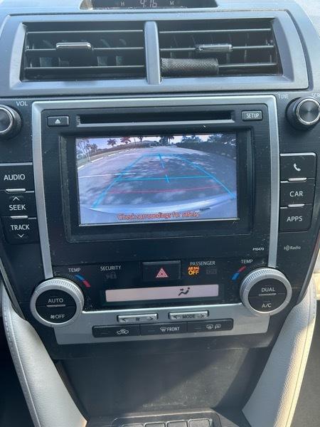 Toyota Camry Hybrid XLE 2014