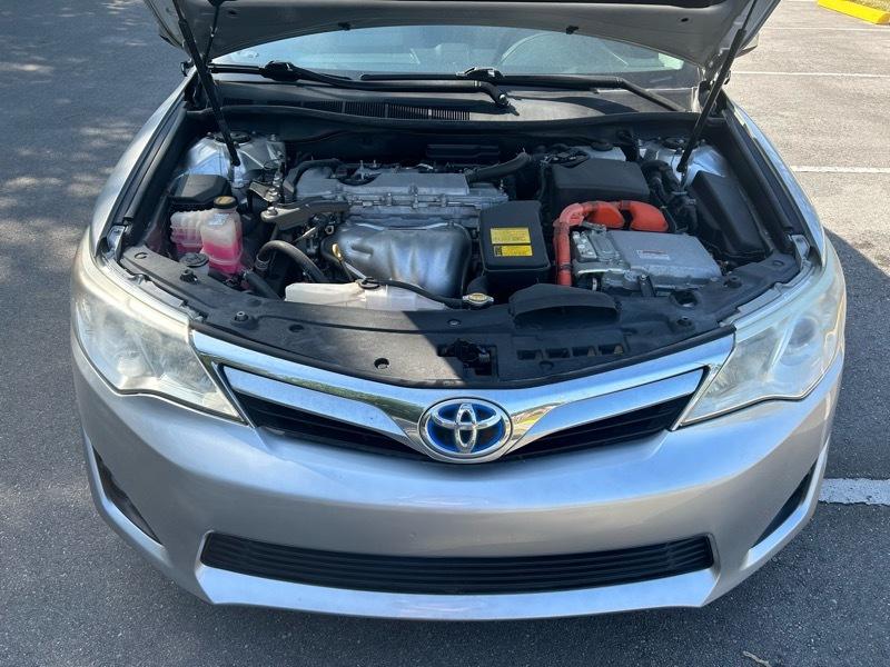 Toyota Camry Hybrid XLE 2014