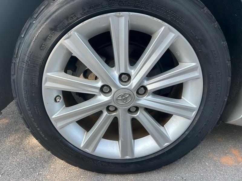 Toyota Camry Hybrid XLE 2014