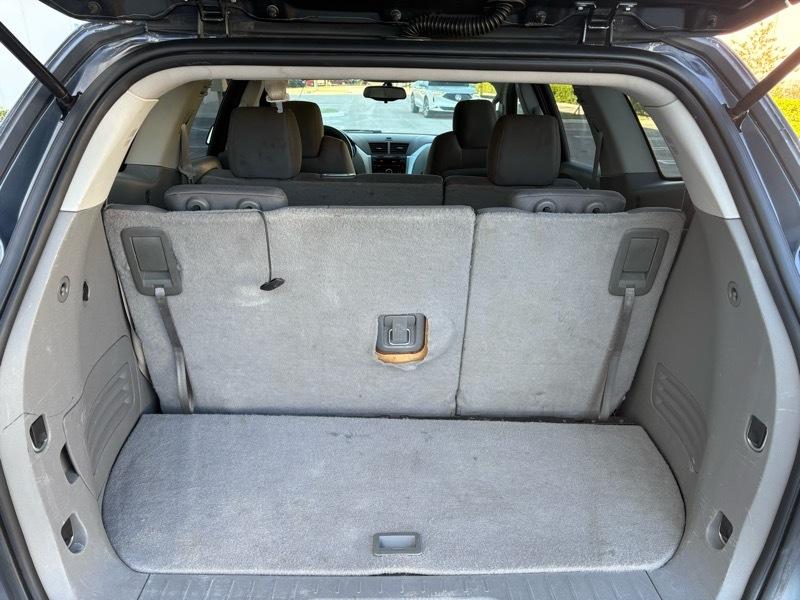 Chevrolet Traverse LS FWD w/PDC 2012