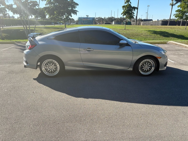 Honda Civic LX-P Coupe CVT 2016