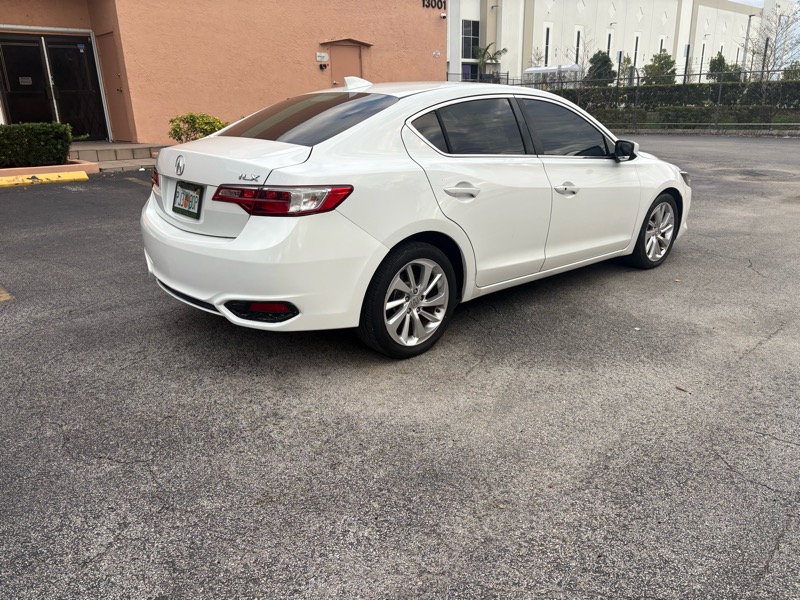 Acura ILX 8-Spd AT w/ Premium Package 2018