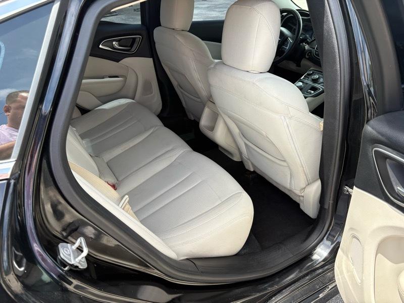 Chrysler 200 Limited 2015