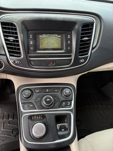 Chrysler 200 Limited 2015