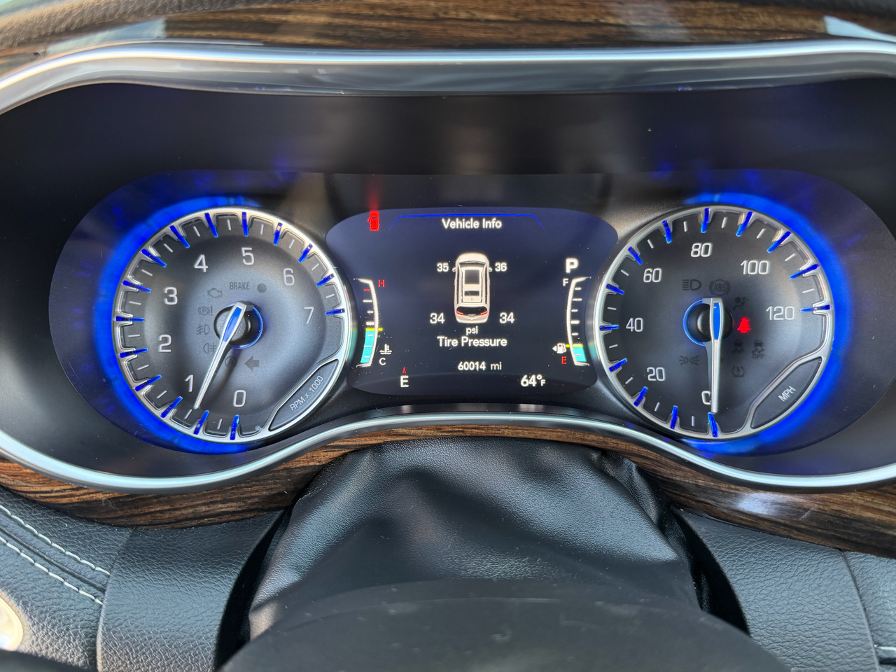 2023 Chrysler Pacifica Limited photo 38