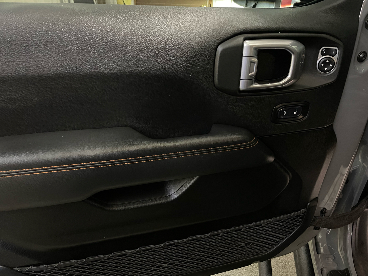 Jeep Gladiator Mojave 2023