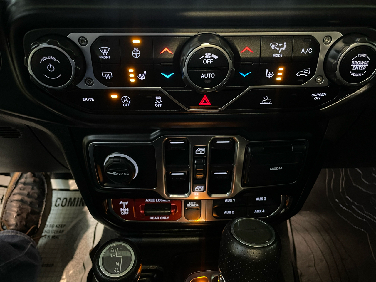 Jeep Gladiator Mojave 2023