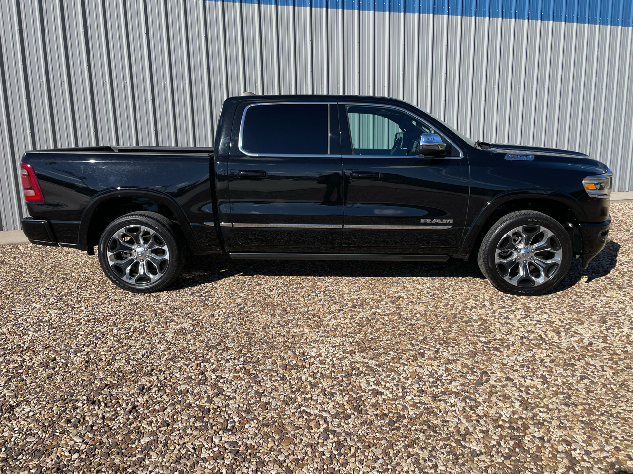 RAM 1500 Limited Crew Cab SWB 4WD 2023