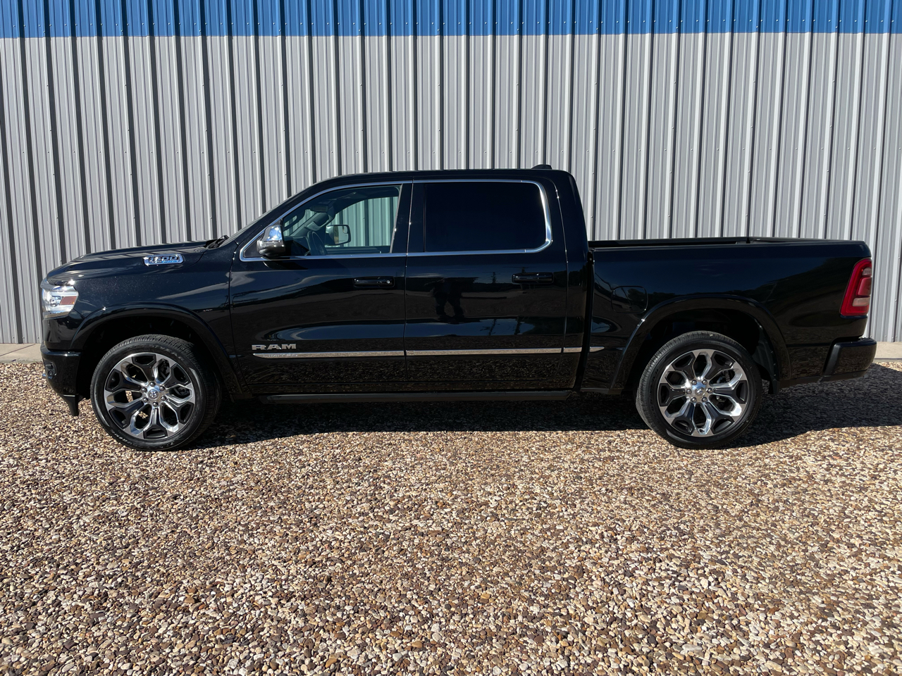 RAM 1500 Limited Crew Cab SWB 4WD 2023