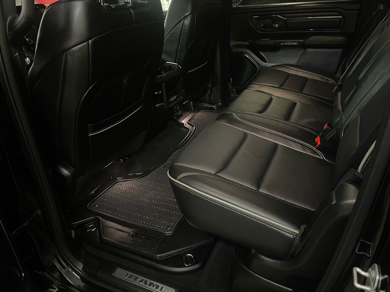 RAM 1500 Limited Crew Cab SWB 4WD 2023