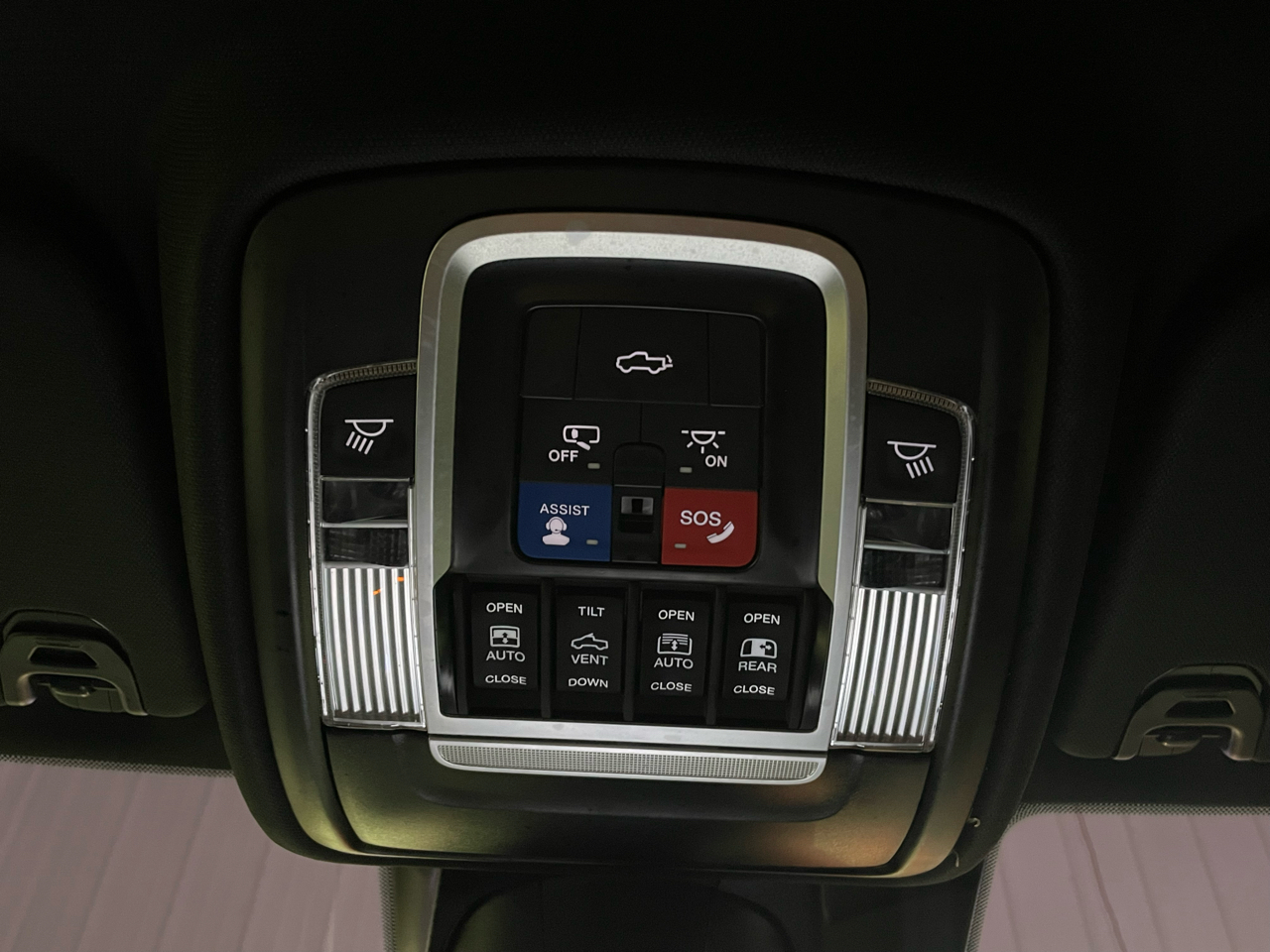 RAM 1500 Limited Crew Cab SWB 4WD 2023