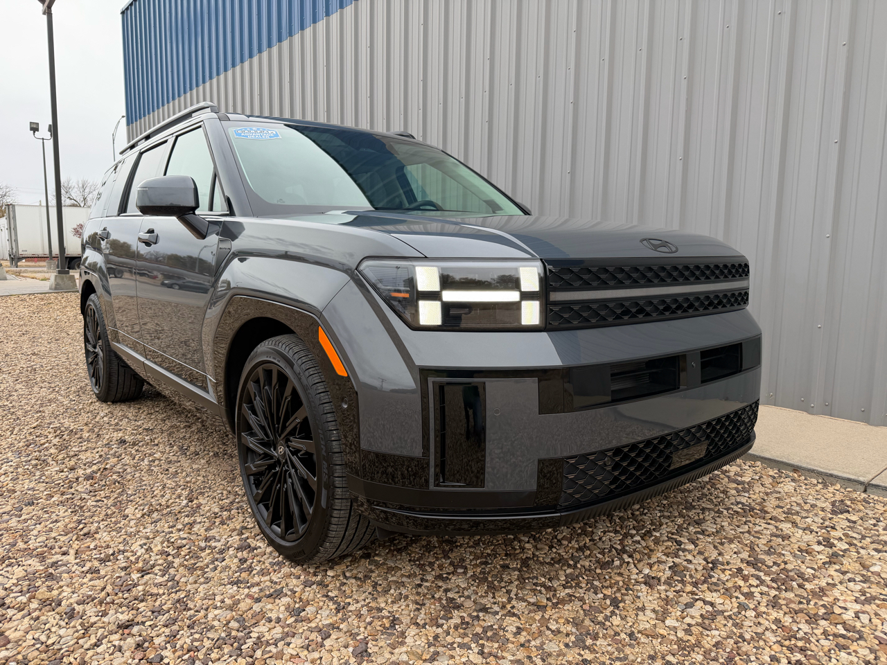 2024 Hyundai Santa Fe Calligraphy photo 2