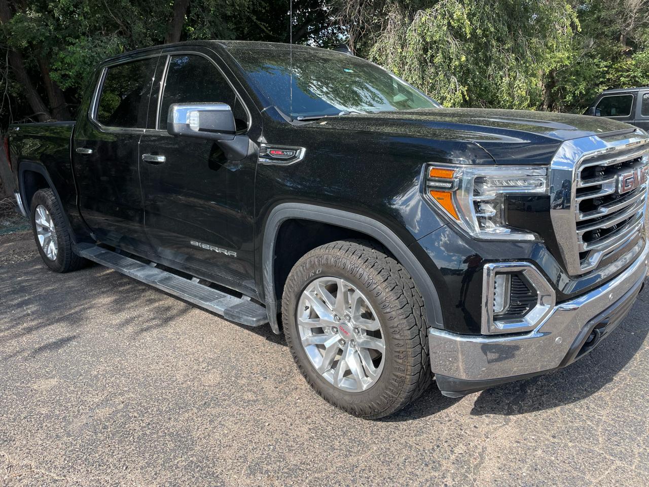 2020 GMC Sierra 1500 SLT Crew Cab Short Box 4WD