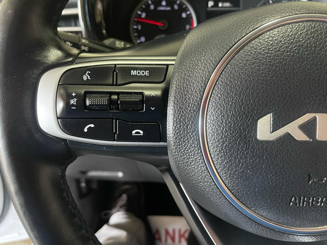 Kia K5 photo 18