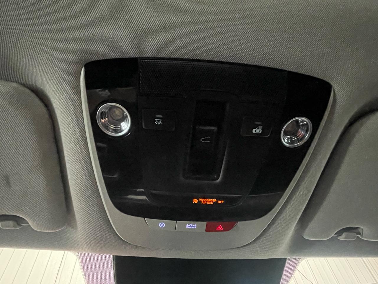 Kia K5 photo 25