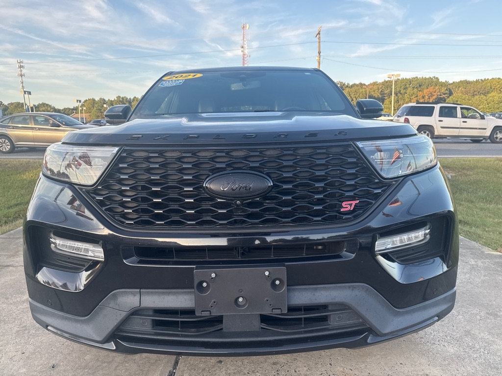 2021 Ford Explorer ST photo 6