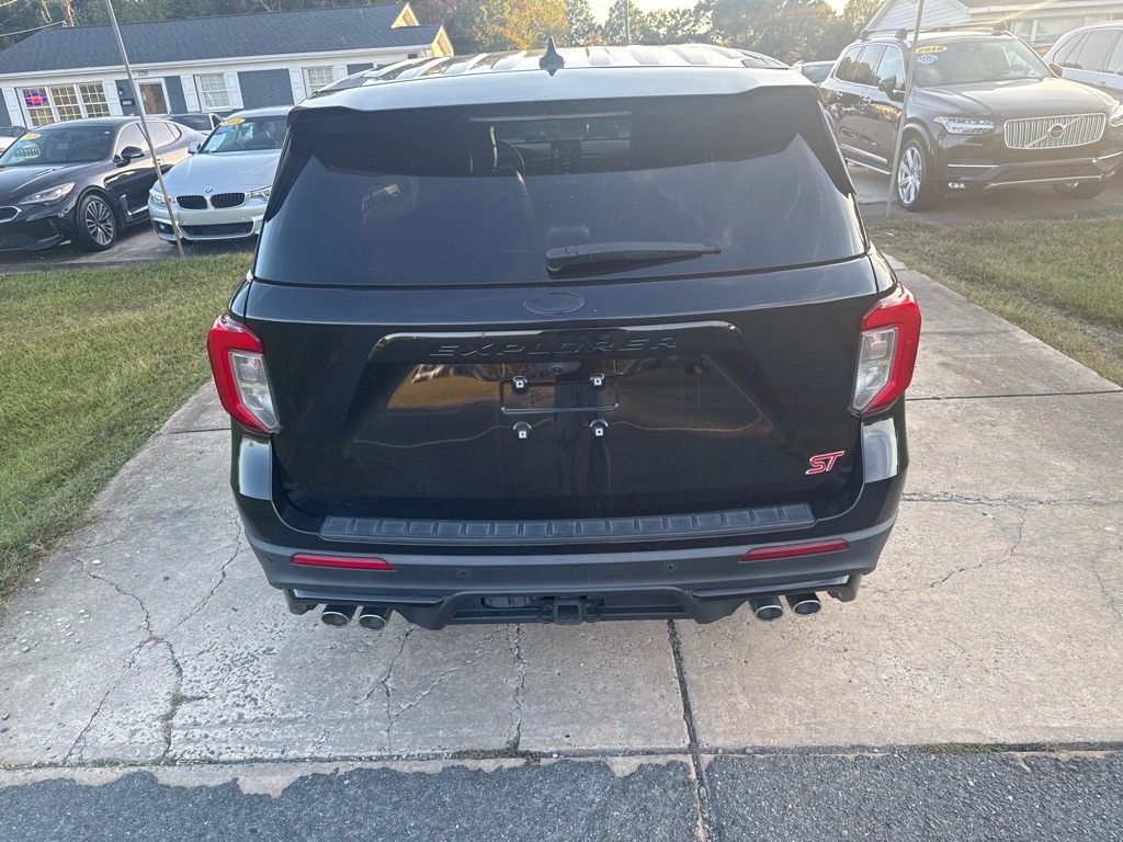 2021 Ford Explorer ST photo 9