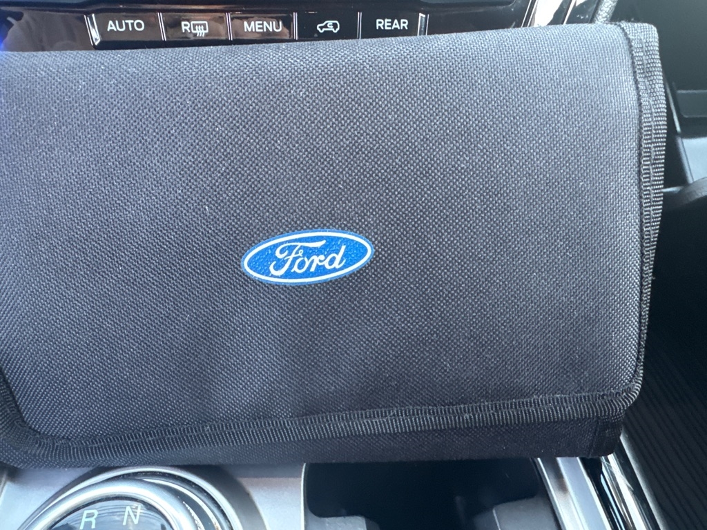2021 Ford Explorer ST photo 25