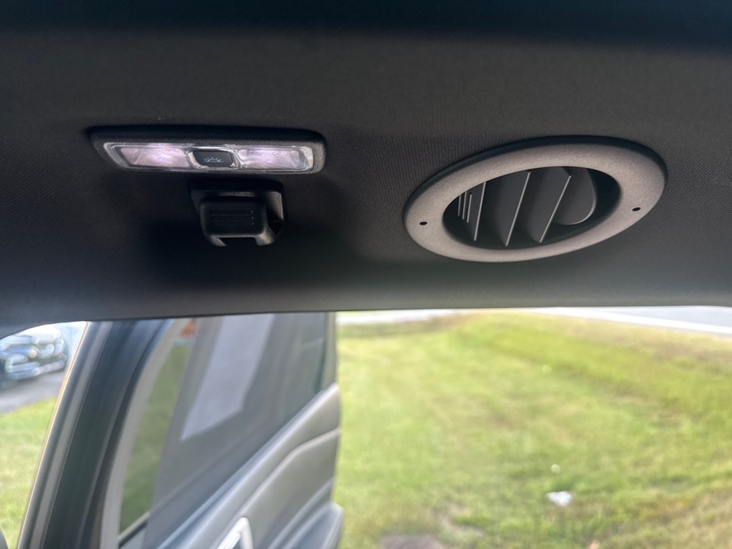 2021 Ford Explorer ST photo 34