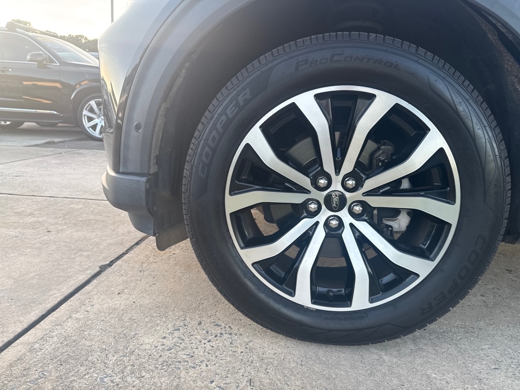 2021 Ford Explorer ST photo 43