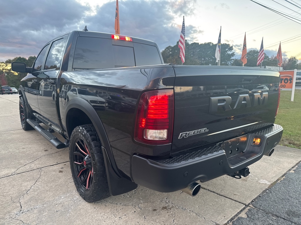 RAM 1500 Rebel 4x2 Crew Cab 5'7" Box 2017 RAM 1500 Rebel 4x2 Crew Cab 5'7" Box 2017