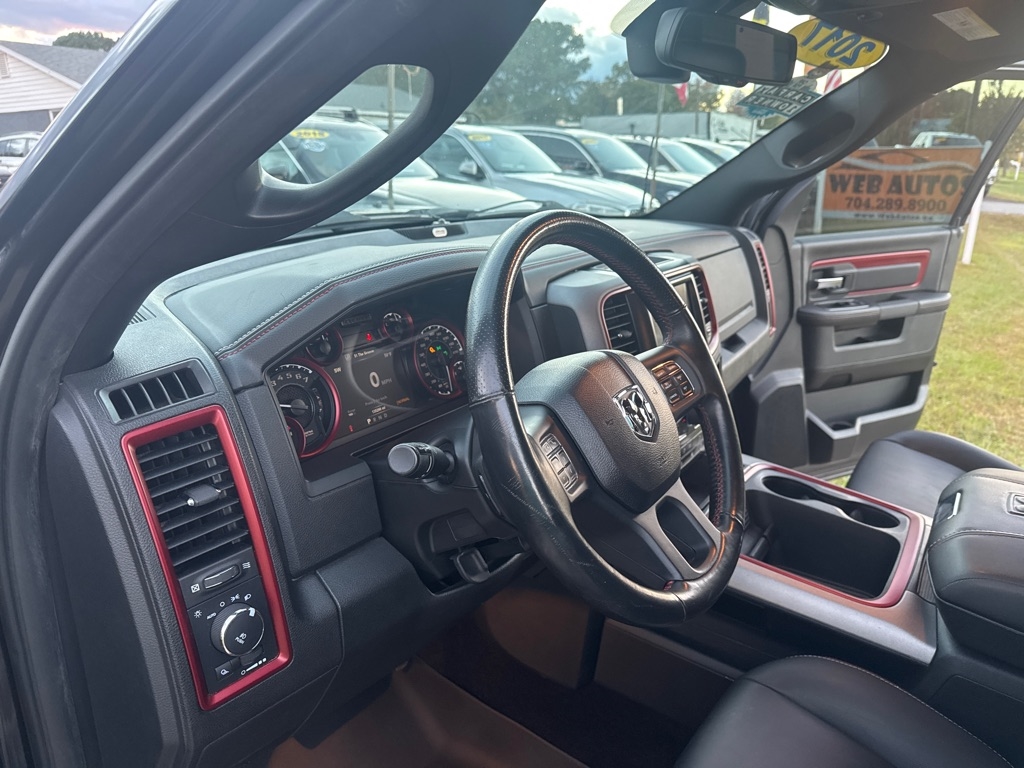 RAM 1500 Rebel 4x2 Crew Cab 5'7" Box 2017 RAM 1500 Rebel 4x2 Crew Cab 5'7" Box 2017