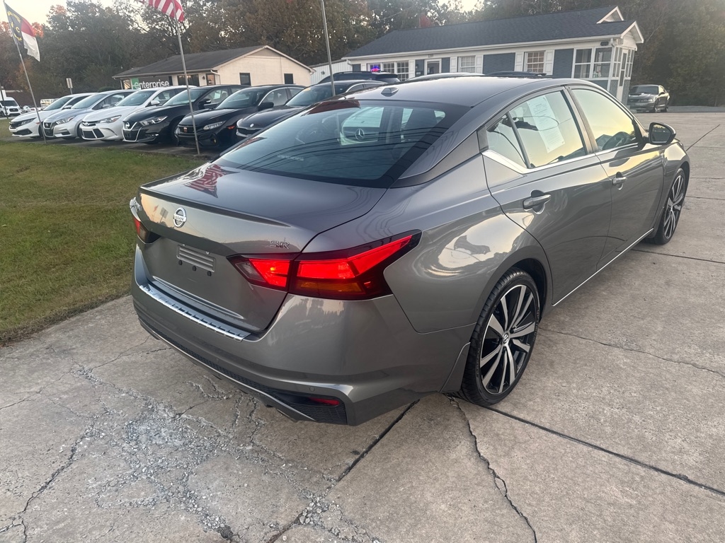 Nissan Altima 2.5 SR Sedan 2021 Nissan Altima 2.5 SR Sedan 2021