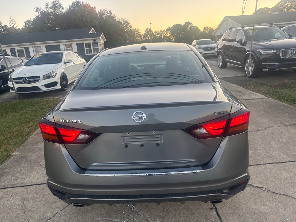 Nissan Altima 2.5 SR Sedan 2021 Nissan Altima 2.5 SR Sedan 2021