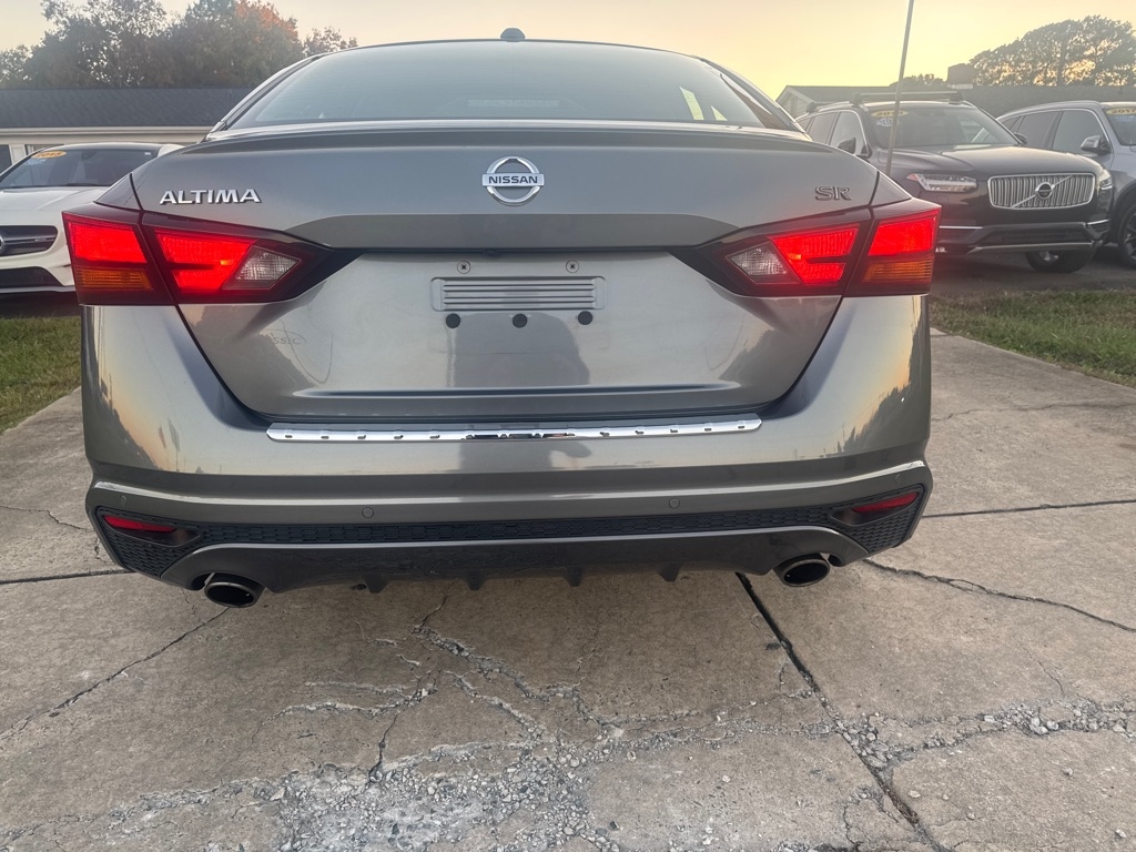 Nissan Altima 2.5 SR Sedan 2021 Nissan Altima 2.5 SR Sedan 2021