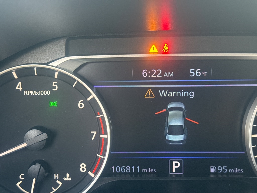 Nissan Altima 2.5 SR Sedan 2021 Nissan Altima 2.5 SR Sedan 2021