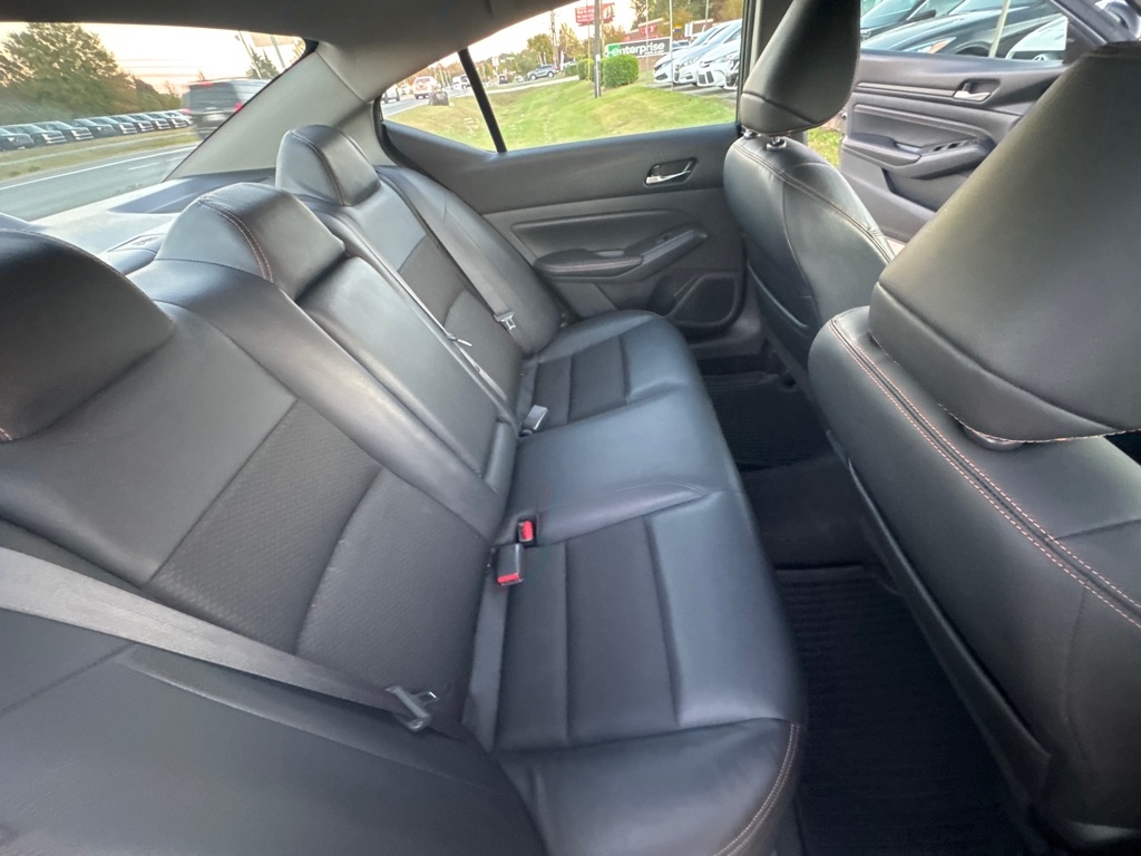 Nissan Altima 2.5 SR Sedan 2021 Nissan Altima 2.5 SR Sedan 2021