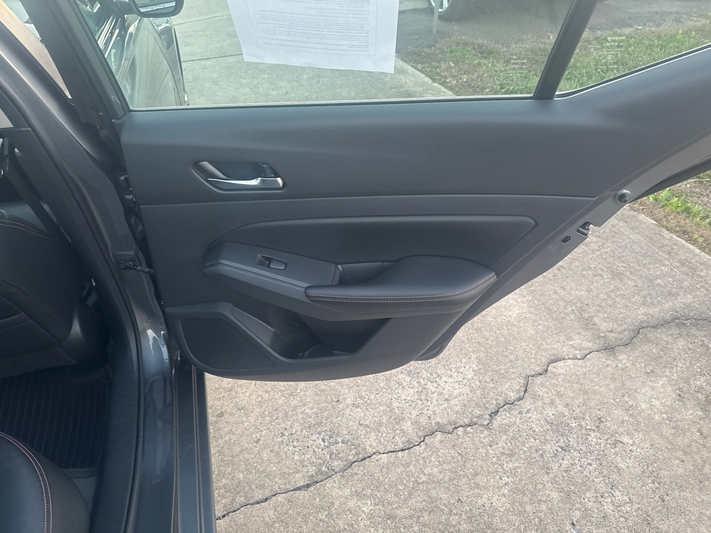 Nissan Altima 2.5 SR Sedan 2021 Nissan Altima 2.5 SR Sedan 2021