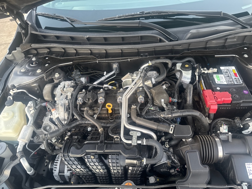 Nissan Altima 2.5 SR Sedan 2021 Nissan Altima 2.5 SR Sedan 2021