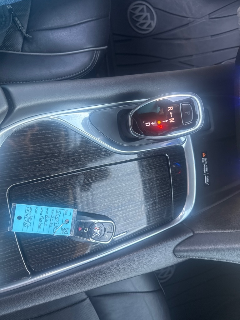 Buick Enclave AWD 4dr Avenir 2020 Buick Enclave AWD 4dr Avenir 2020