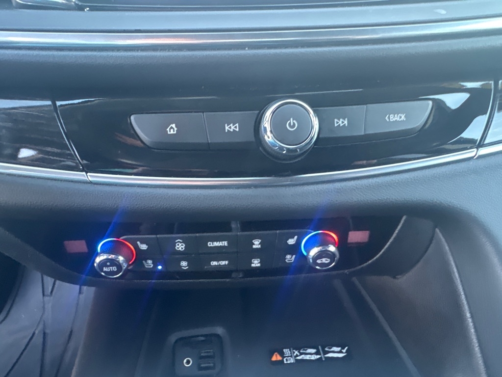 Buick Enclave AWD 4dr Avenir 2020