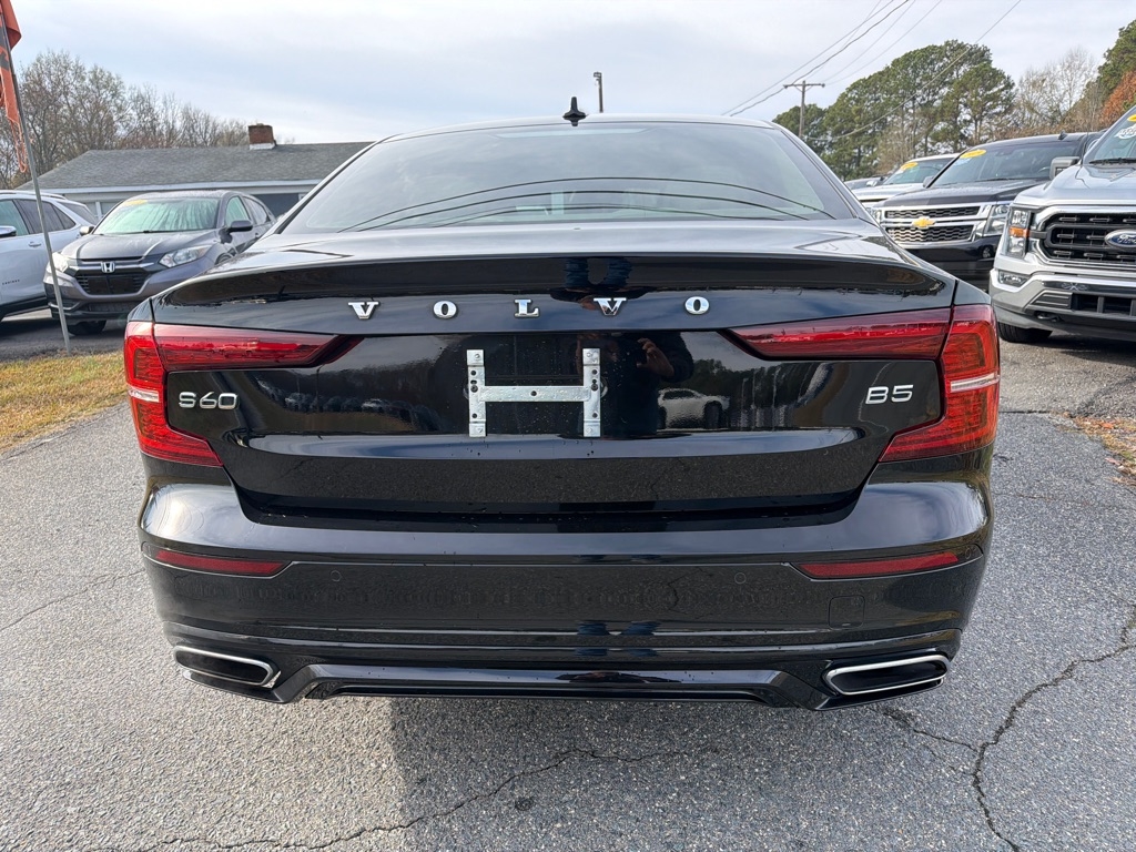 Volvo S60 B5 FWD Inscription 2022