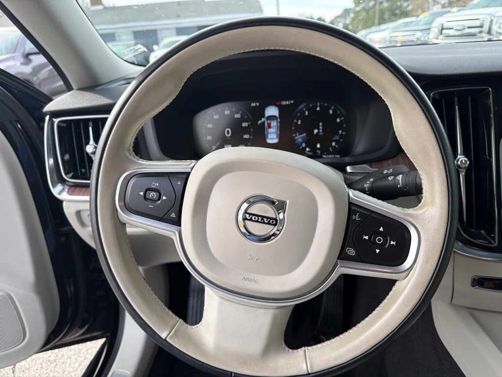 Volvo S60 B5 FWD Inscription 2022