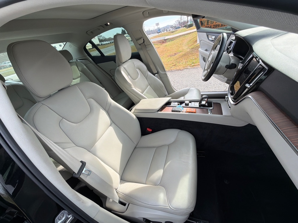 Volvo S60 B5 FWD Inscription 2022