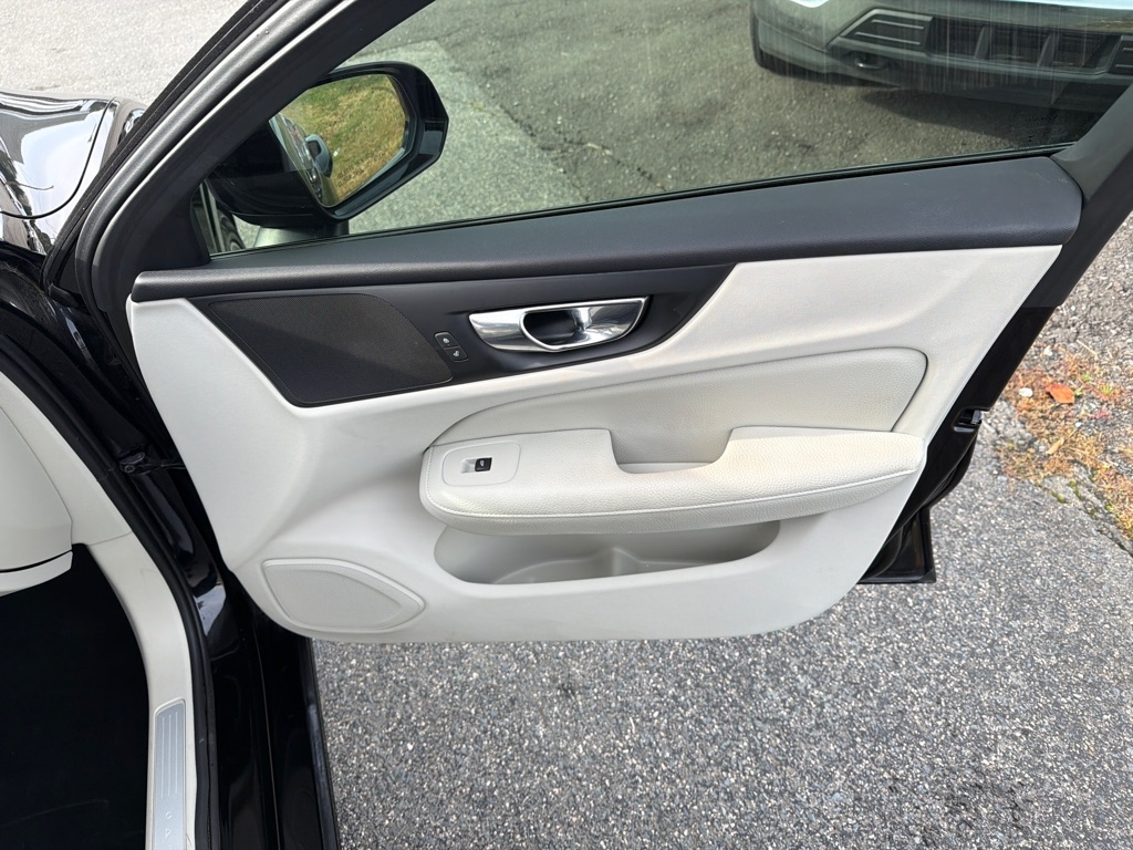 Volvo S60 B5 FWD Inscription 2022