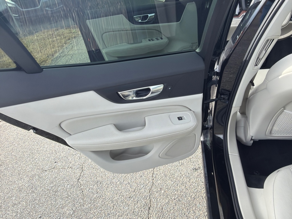 Volvo S60 B5 FWD Inscription 2022