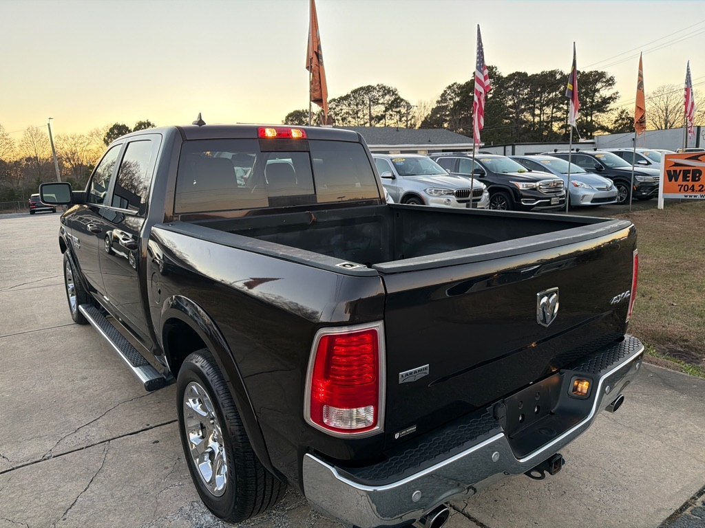 RAM 1500 Laramie 4x4 Crew Cab 5'7" Box 2017