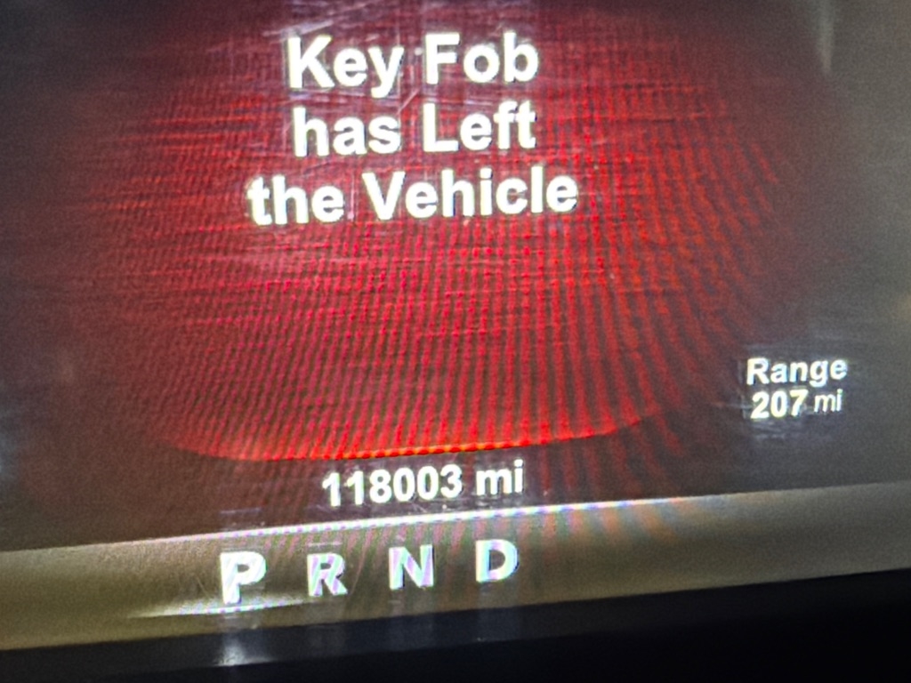 RAM 1500 Laramie 4x4 Crew Cab 5'7" Box 2017